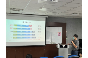 課務組林哲安組長